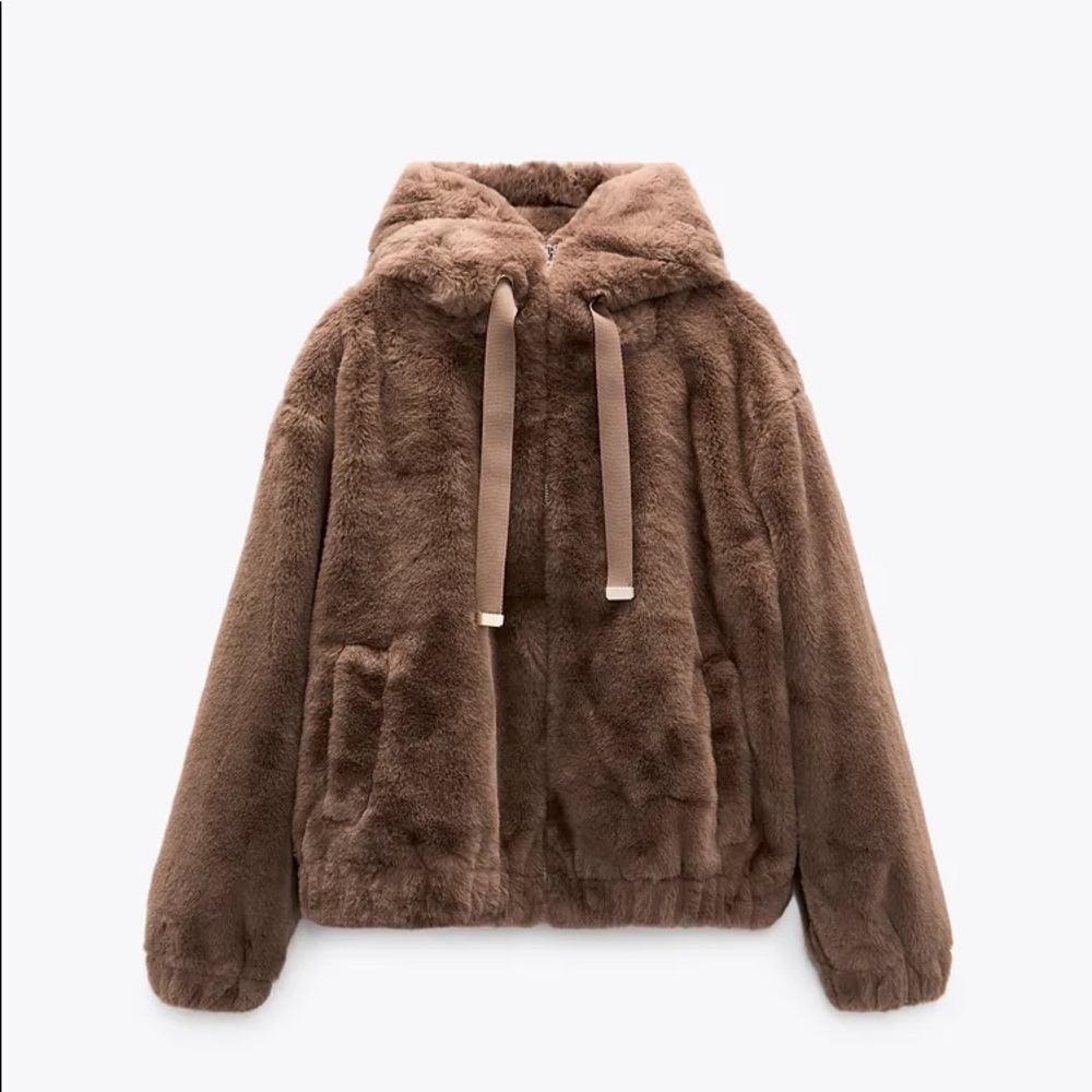 Zara Faux Fur Jacket 🧥